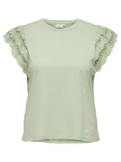 CARMACY T-shirts