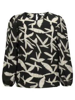 CARMERIELLE Top