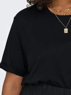 CARMOSTER T-shirts