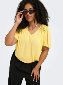 CARSELASI T-shirts