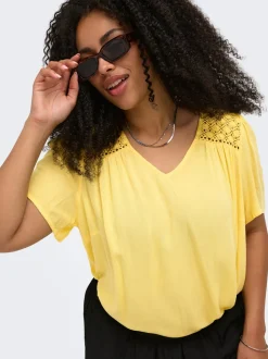 CARSELASI T-shirts