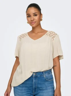 CARSELASI T-shirts