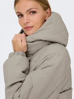 JDYAJA Puffer jacket