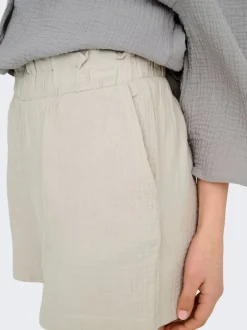 JDYTHEIS Mid waist Regular fit Paperbag shorts