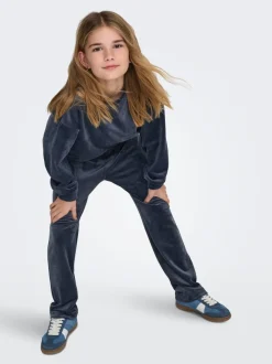 KOGREBEL Regular fit set