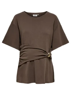 OLMEVALYN T-shirts