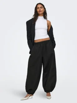 ONLAZRA Barrel fit Parachutebroek