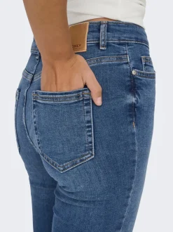 ONLBLUSH Mid waist Flared fit Jeans