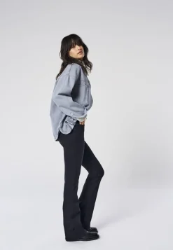 ONLBLUSH Low waist Flared fit Jeans