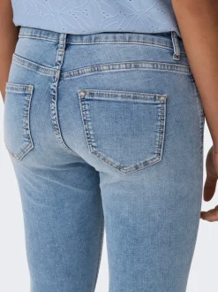 ONLBLUSH Mid waist Skinny fit capri Denim shorts