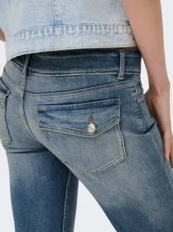 ONLCORAL Low waist Flared fit Jeans