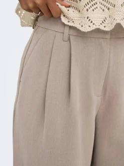 ONLHATTIE Straight tapered fit Broeken