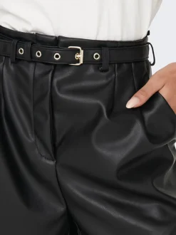 ONLHEIDI Mid waist Regular fit Short van synthetisch leer
