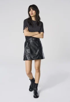 ONLHEIDI Mid waist Regular fit Short van synthetisch leer
