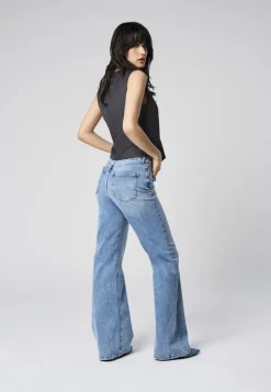 ONLJUICY High waist Flared fit Jeans