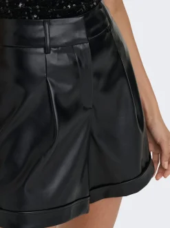 ONLODA Mid waist Regular fit Short van synthetisch leer
