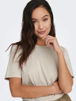 ONLONLY T-shirts