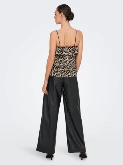 ONLSHEA Peplum top