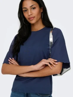 ONLVERONIKA T-shirts