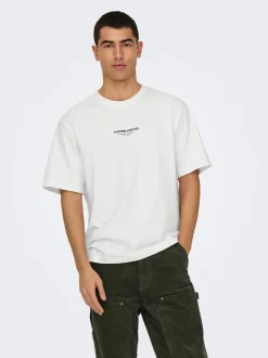 ONSCURATED T-shirts