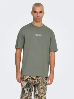 ONSCURATED T-shirts