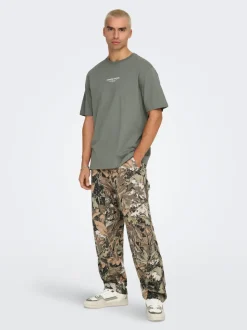 ONSCURATED T-shirts